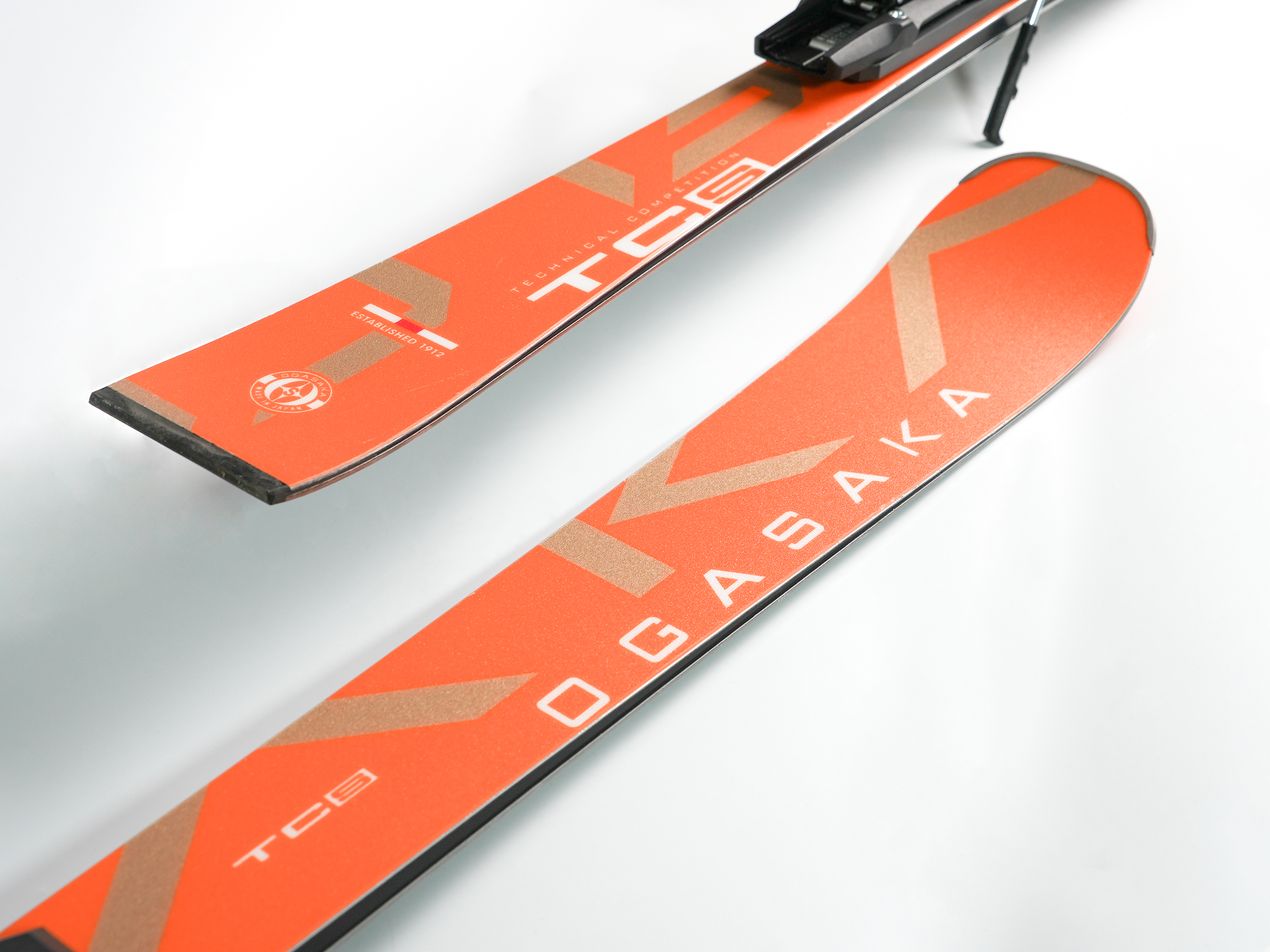 【シーズンレンタルプラン】 OGASAKA SKI 《TC-S+rMOTION3GW 160cm》 技術選小回り用モデル ビンディング付き 24-25